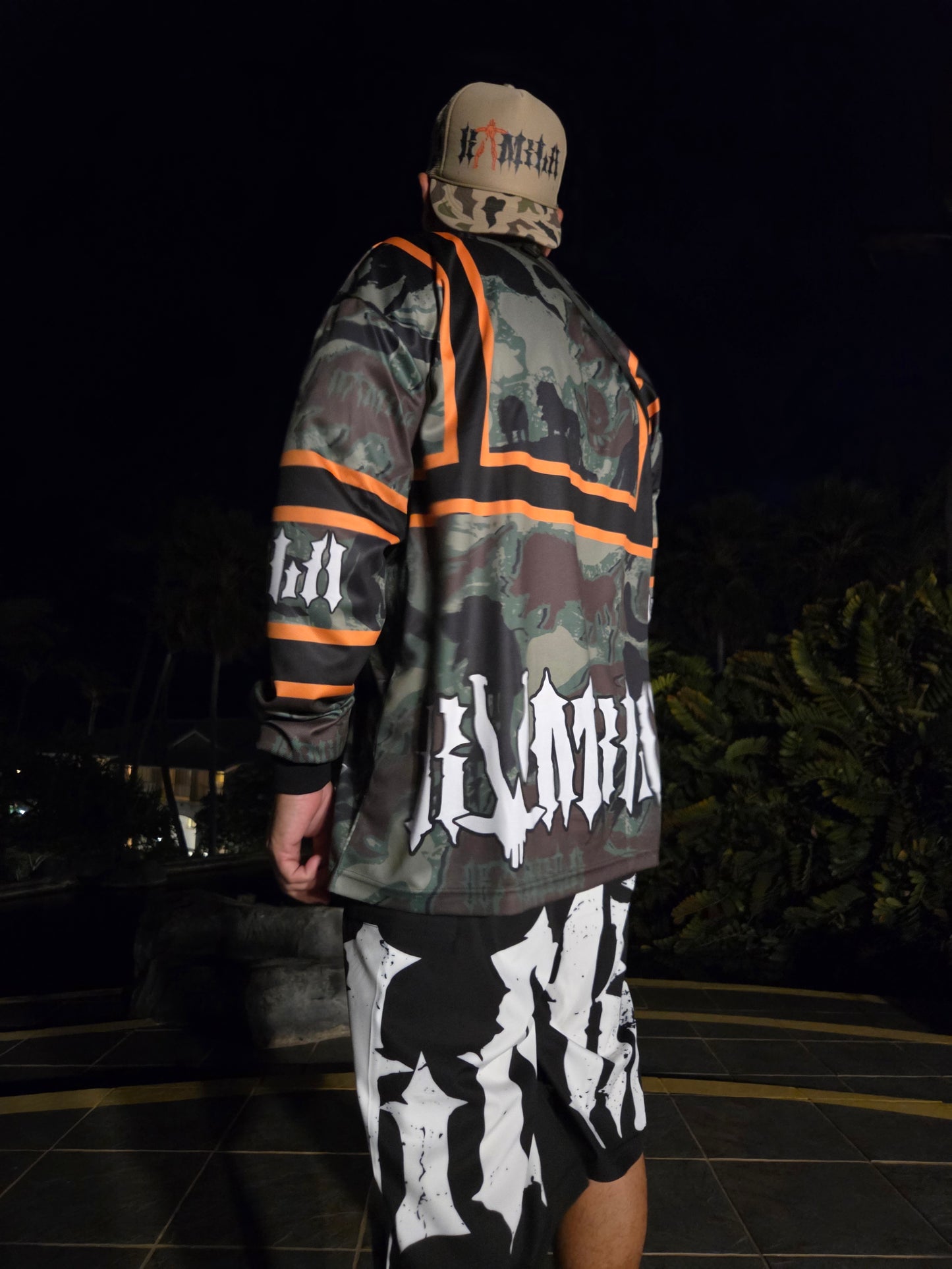 Pre Order x October 31. SCREAM Hooded Dryfit.
