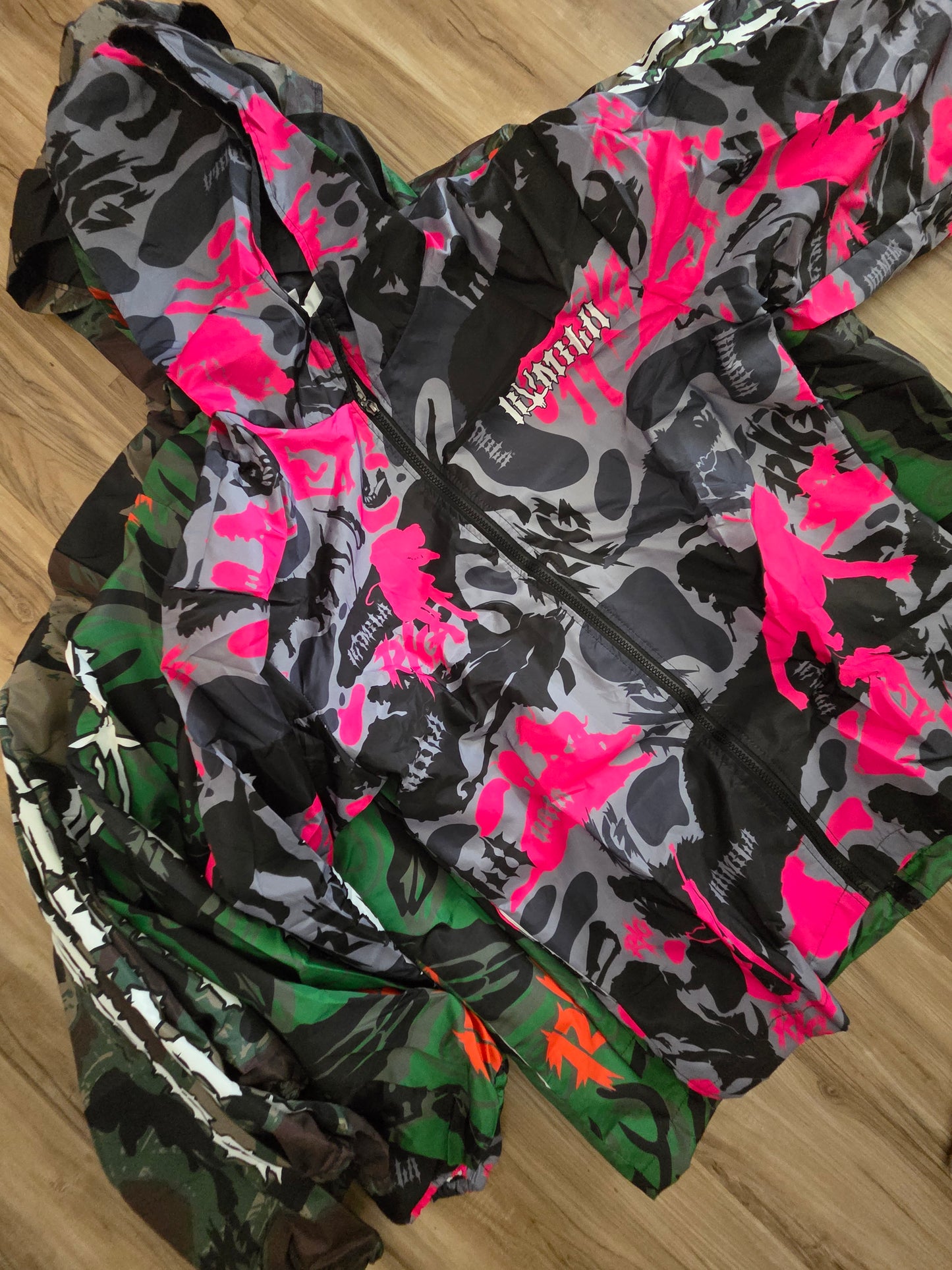 (PRE ORDER) Steady Bark Windbreaker Jacket. 3 weeks production